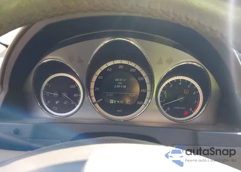 2010 Mercedes-Benz C 300 Luxury 4Matic/Sport 4Matic from USA, damaged, VIN WDDGF8BB3AF443984